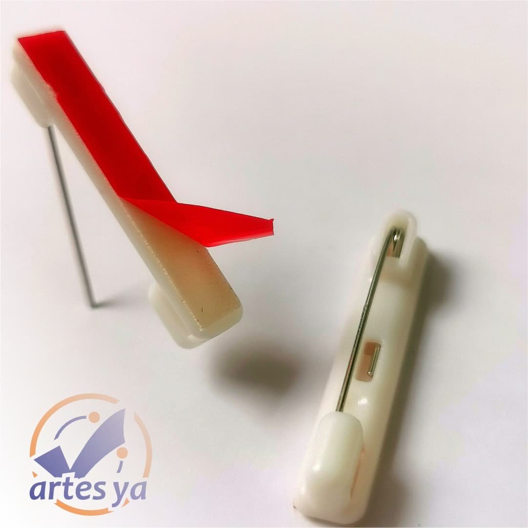 Gancho para Gafete 36 x 6,8 mm