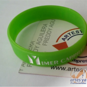 manillas bajo relieve