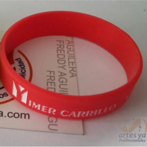 pulsera bajo relieve